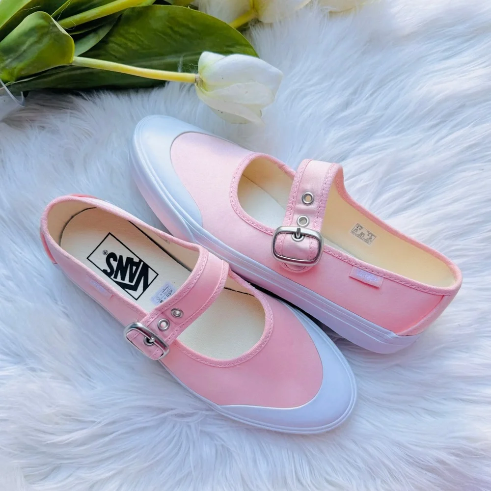 NEW | Vans Mary Jane Style 93 Sneakers